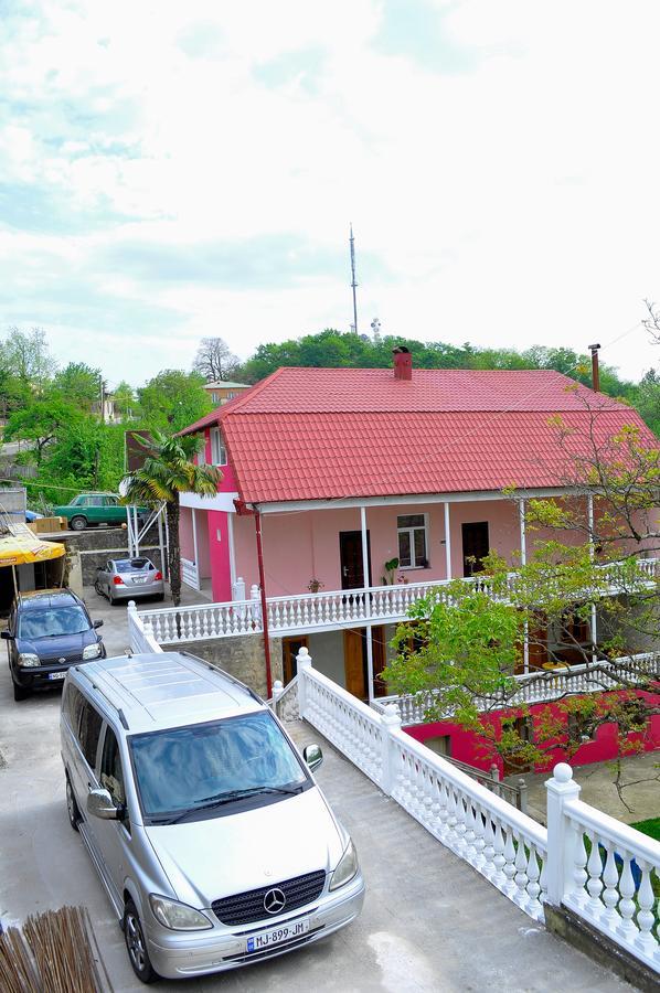 Sofia Guest House Koutaïssi Extérieur photo