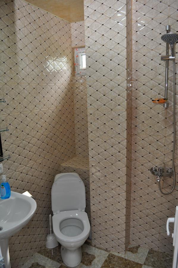 Sofia Guest House Koutaïssi Extérieur photo
