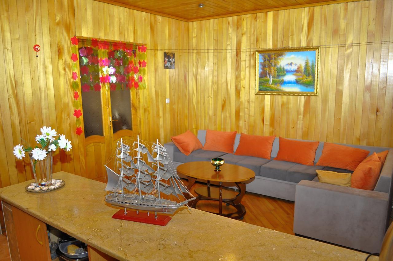 Sofia Guest House Koutaïssi Extérieur photo