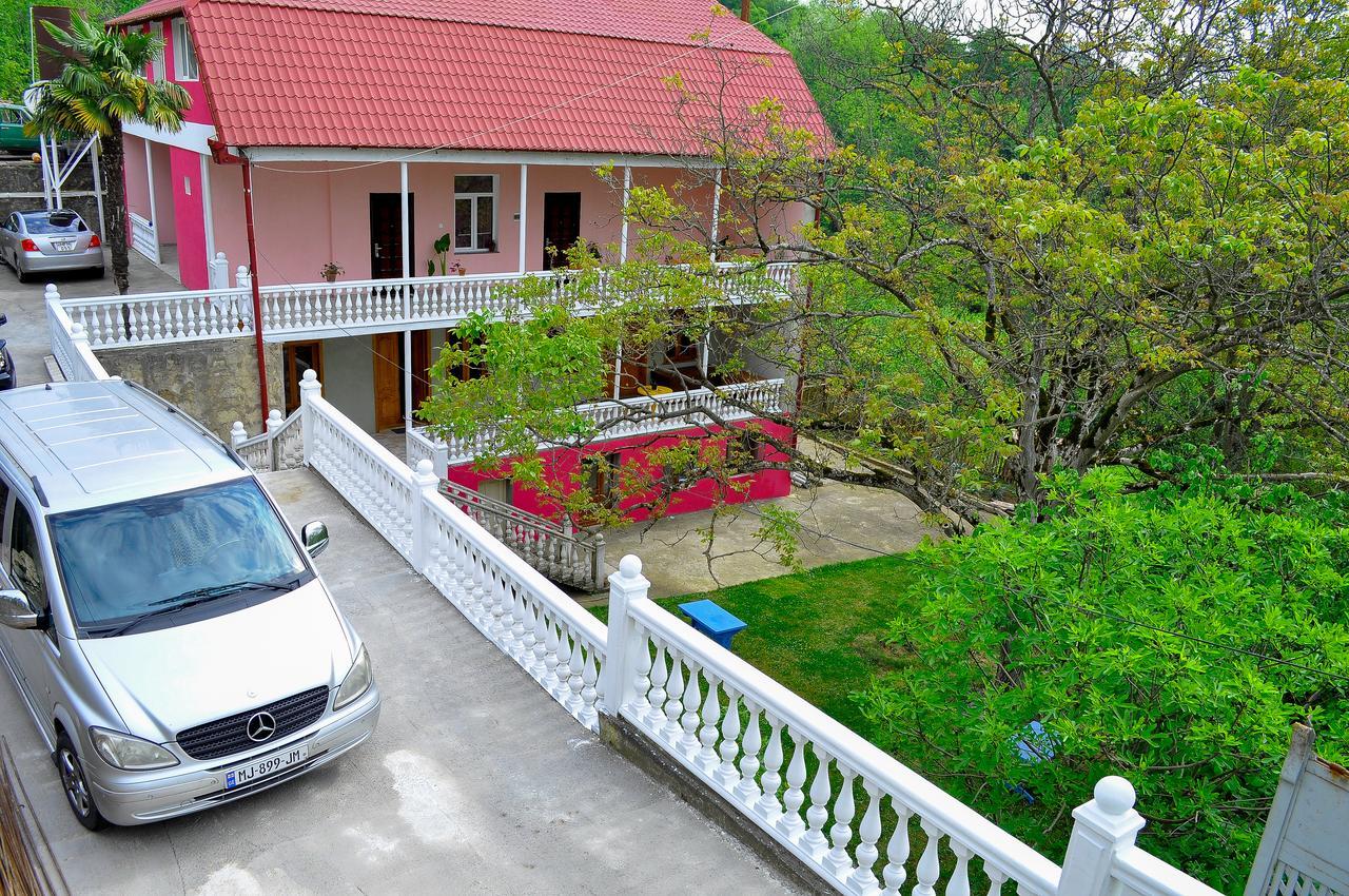 Sofia Guest House Koutaïssi Extérieur photo